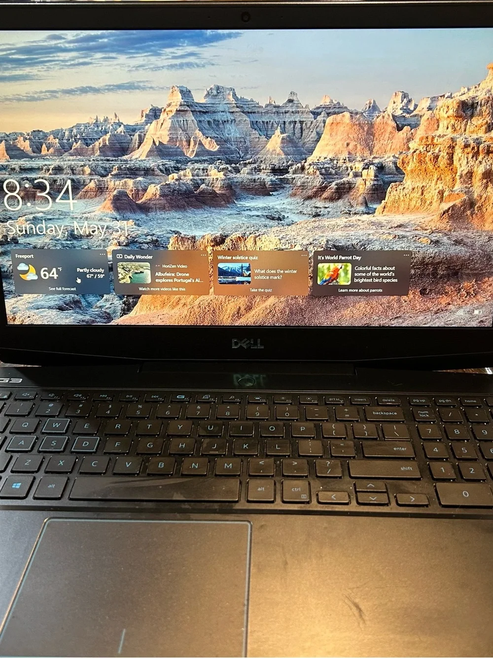 Dell Black Laptop with Full-Size Keyboard and Display